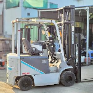 Xe nâng điện ngồi lái 2.5 tấn TCM FB25-8, 6m