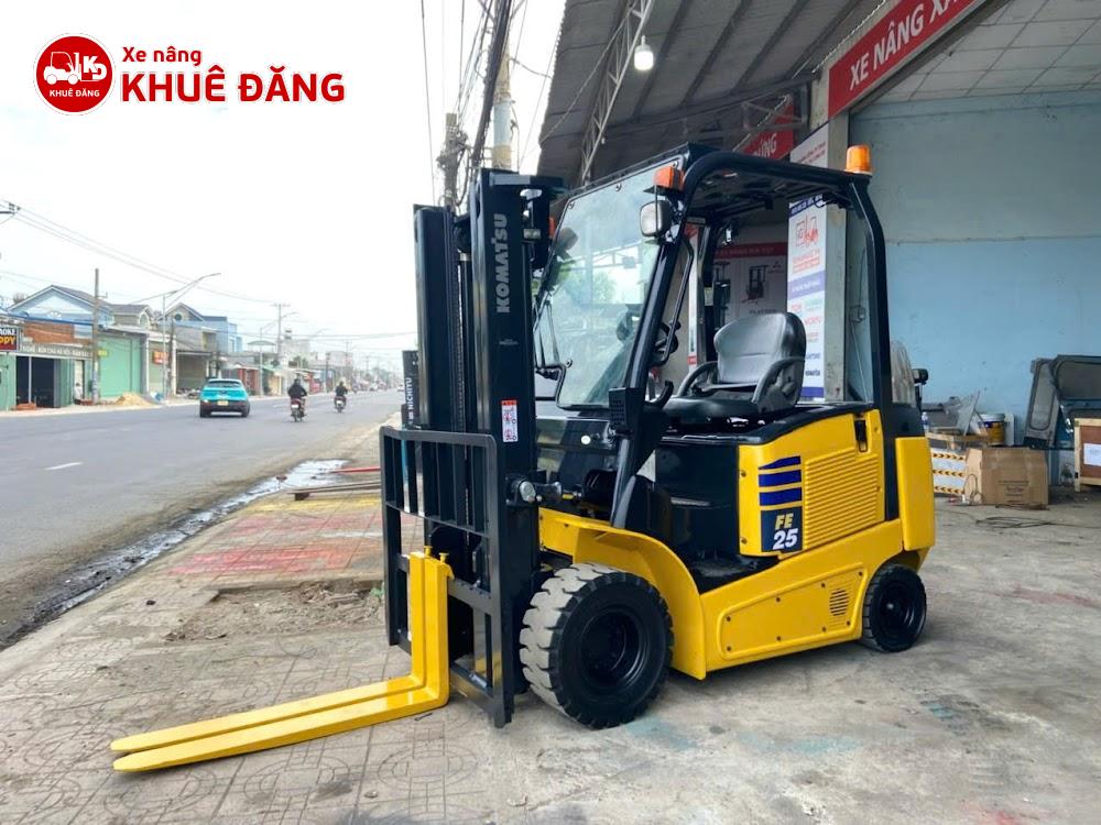 Xe nâng điện Komatsu 2.5 tấn FE25-1