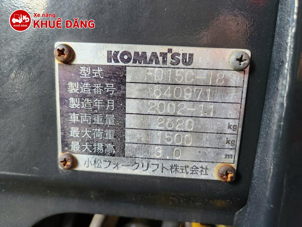 Xe nâng dầu 1.5 tấn Komatsu FD15C-18 gắn gầu xúc - Vận hành xúc vật liệu