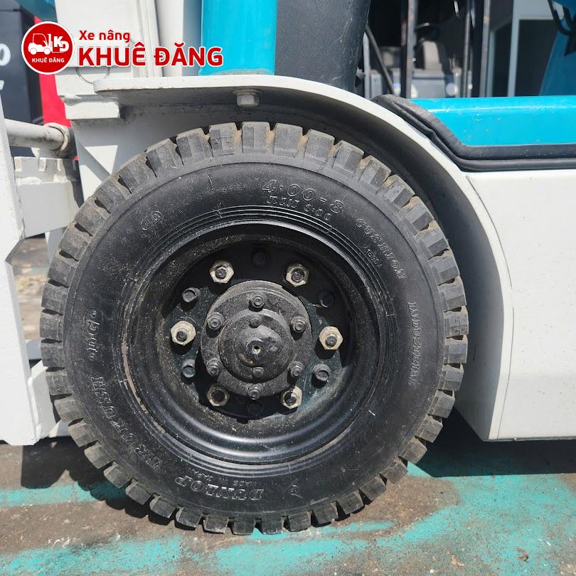 Bánh trước xe nâng Toyota 3FBKL5