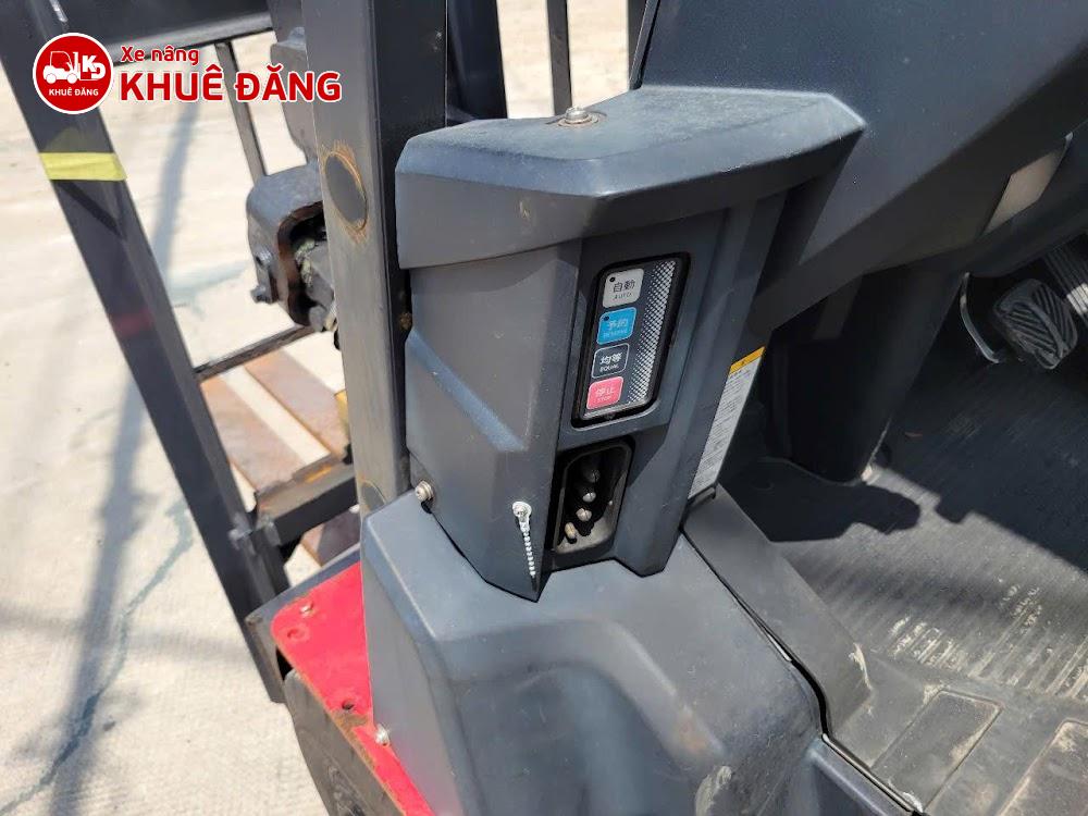 Xe nâng điện ngồi lái 2 tấn Nichiyu FB20PN-80B-300F