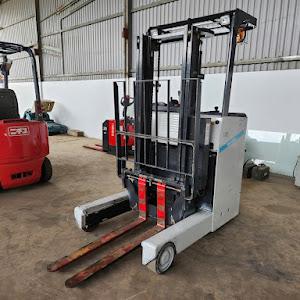 Xe nâng điện đứng lái 1.5 tấn Unicarriers FBRM15-80-300, sx 2018
