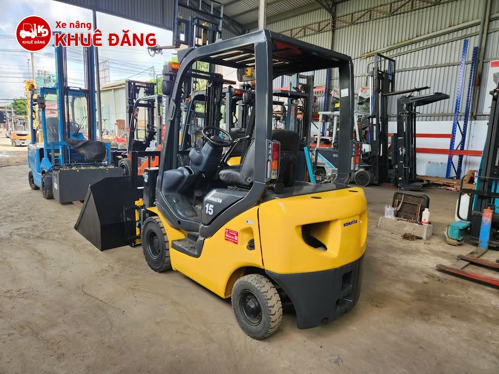 Xe nâng dầu 1.5 tấn Komatsu FD15C-18 gắn gầu xúc - Kích thước và bán kính quay