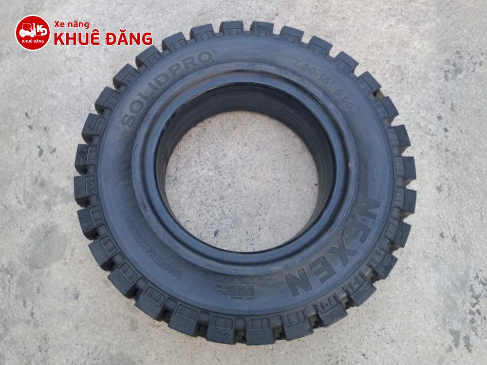 Bánh đặc 700-15 Nexen SOLIDPRO