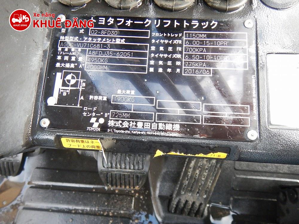Xe nâng dầu 3 tấn Toyota 02-8FD30 số tự động, kẹp giáy tròn nâng cao 4m