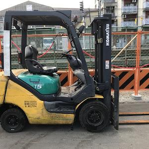 Xe nâng dầu 1.5 tấn Komatsu FD15T-18