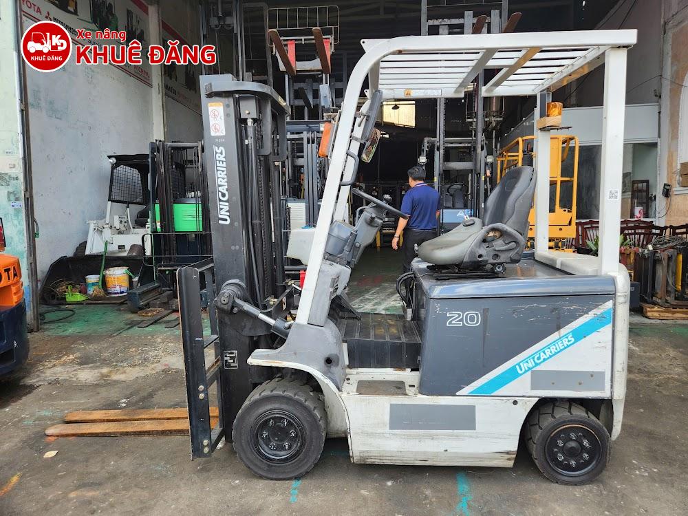 Xe nâng điện ngồi lái 2 tấn Unicarriers FB20-8, 3m, 2015