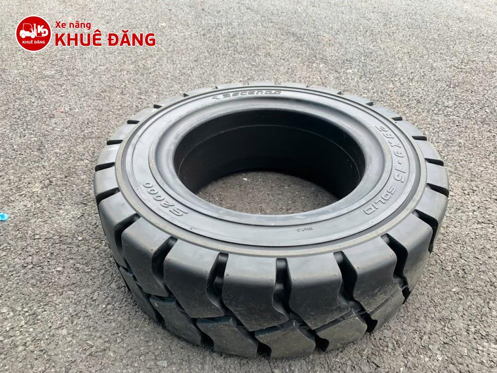 Lốp đặc 28X9-15-ASCENDO