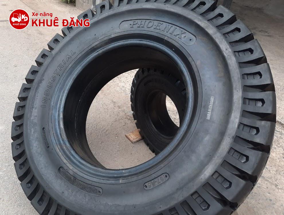 Lốp đặc xe nâng 10.00-20 Phoenix