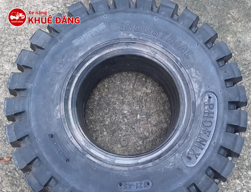 Lốp đặc xe nâng 600-9 Phoenix
