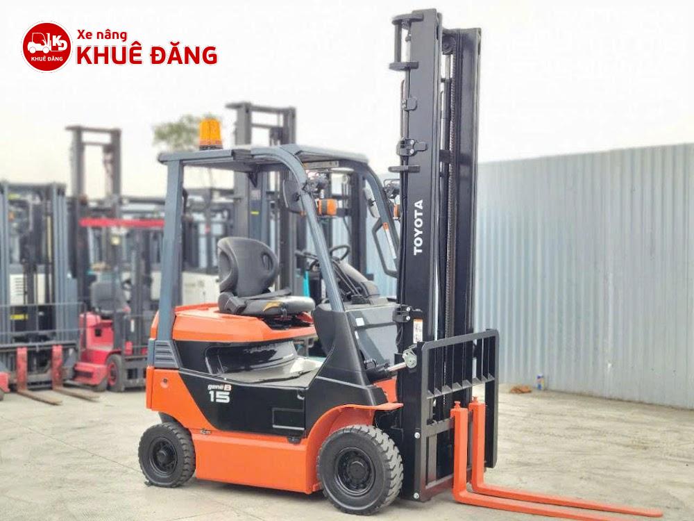 Xe nâng điện ngồi lái 1.5 tấn Toyota 8FBH15, 4.5m