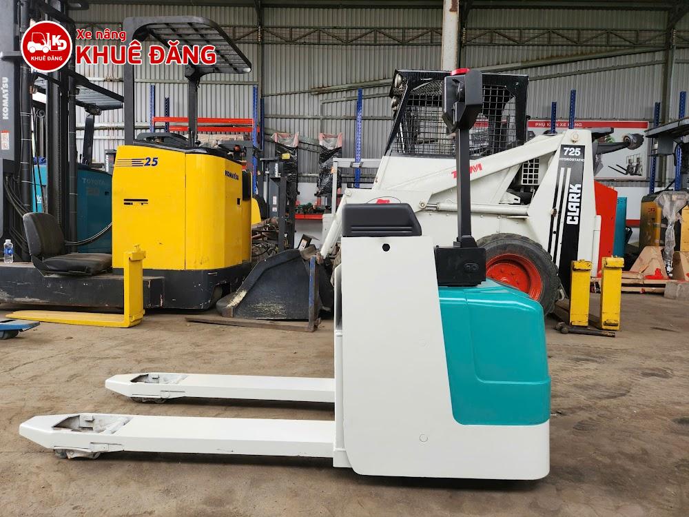 Xe nâng tay điện 1.5 tấn Sugico LW151A-570-65