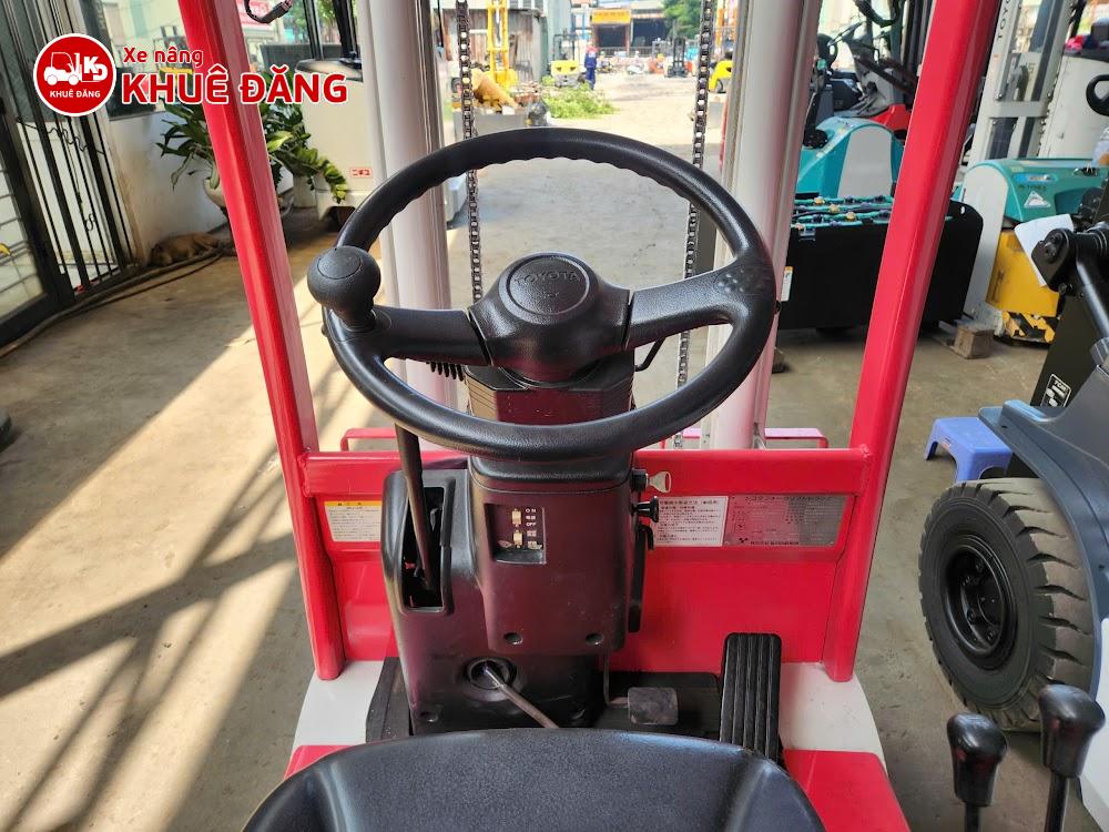Xe nâng điện ngồi lái 3 bánh 500kg Toyota 3FBK5, nâng cao 2.5m
