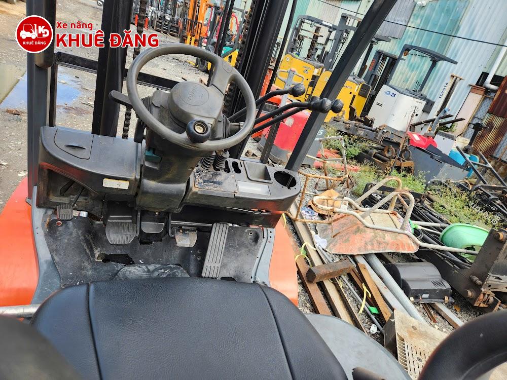 Xe nâng dầu 3 tấn Toyota 02-8FD30 khung nâng 4m