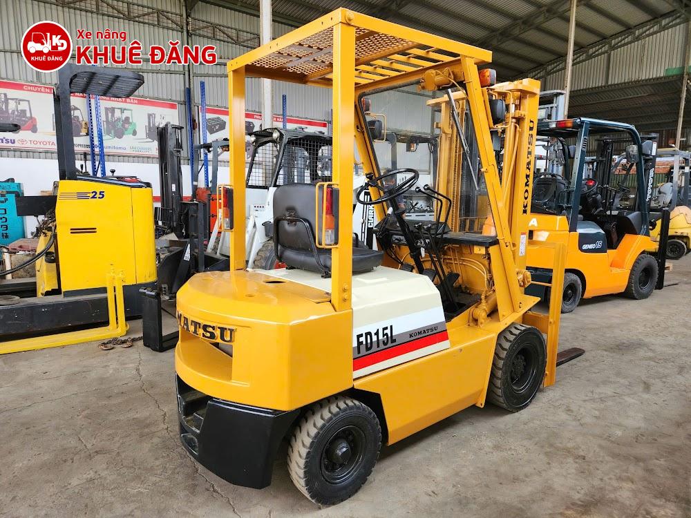 Xe nâng dầu 1.5 tấn Komatsu FD15L-14