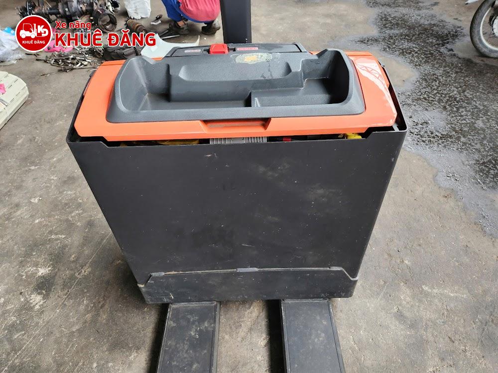 Xe nâng tay điện 2 tấn Toyota BT-2HBW20