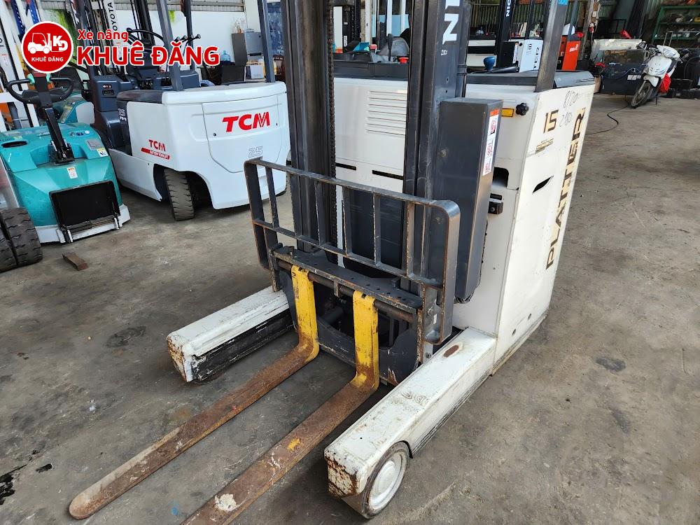 Xe nâng điện đứng lái 1.5 tấn Nichiyu FBR15-80C-300, 3m, SX 2019