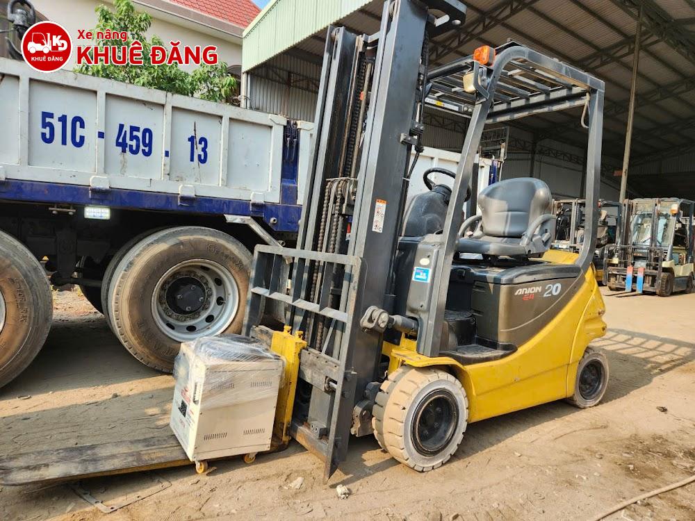 Giao xe nâng điện 2 tấn Komatsu