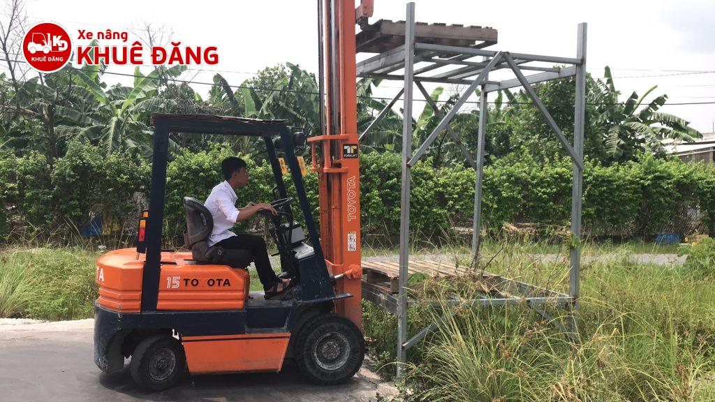 Quá trình học lái xe nâng