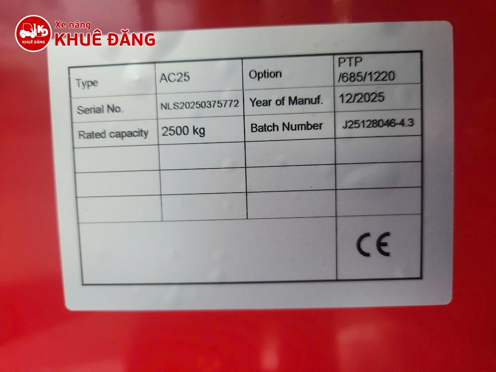 Xe nâng tay thấp 2.5 tấn Noblelift