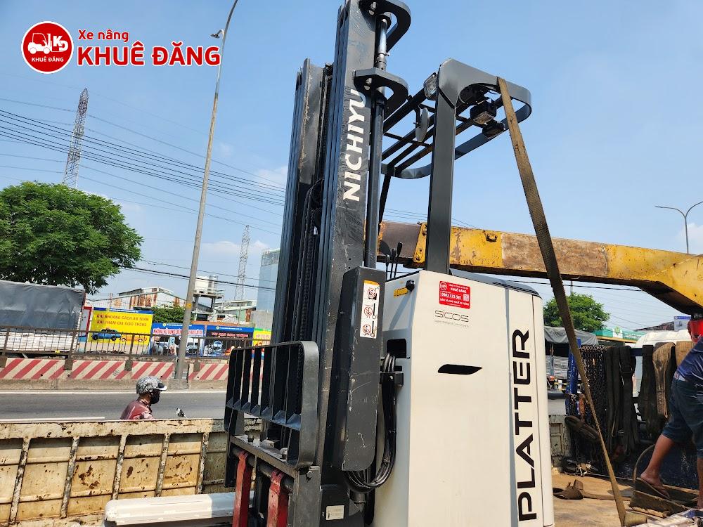 Xe nâng điện Nichiyu nâng cao 6m tại Khuê Đăng