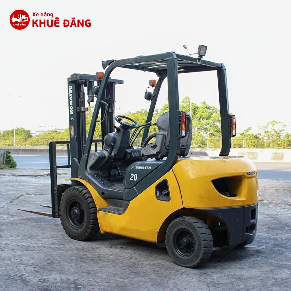 Xe nâng dầu 2 tấn Komatsu FD20T-17 Nhật Bản