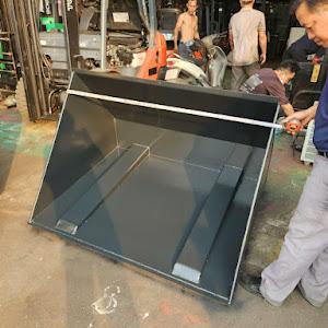 Bộ Gầu xúc trên xe nâng