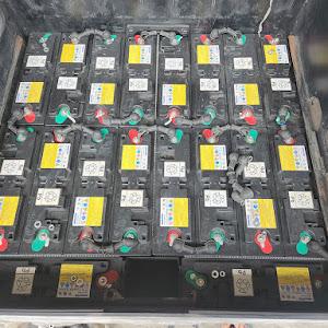 Khối pin Gel trên xe nâng Komatsu FE25-1