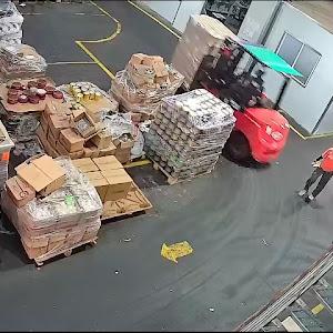 Tai nạn xe nâng trong nhà xưởng