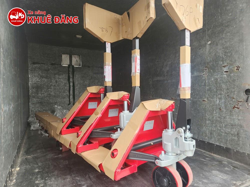 Giao xe nâng tay bằng dịch vụ giao hàng Lalamove