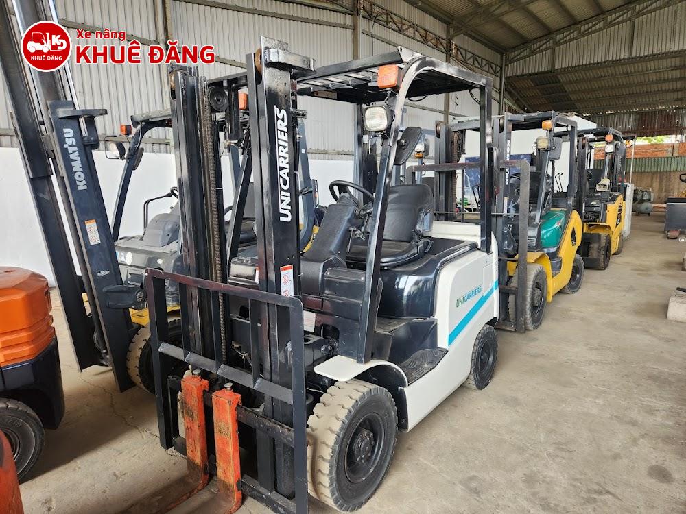 Xe nâng tại bãi xe nâng Khuê Đăng 865 Lê Đức Anh, Bình Tân, TPHCM