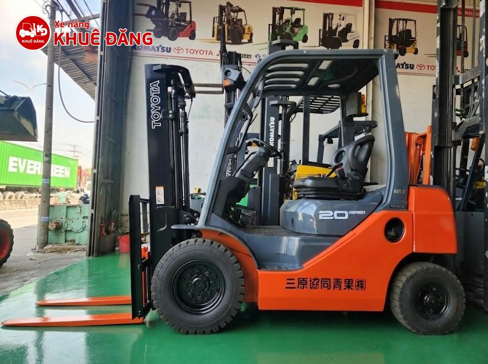 Xe nâng dầu 2 tấn Toyota tại Xe nâng Khuê Đăng