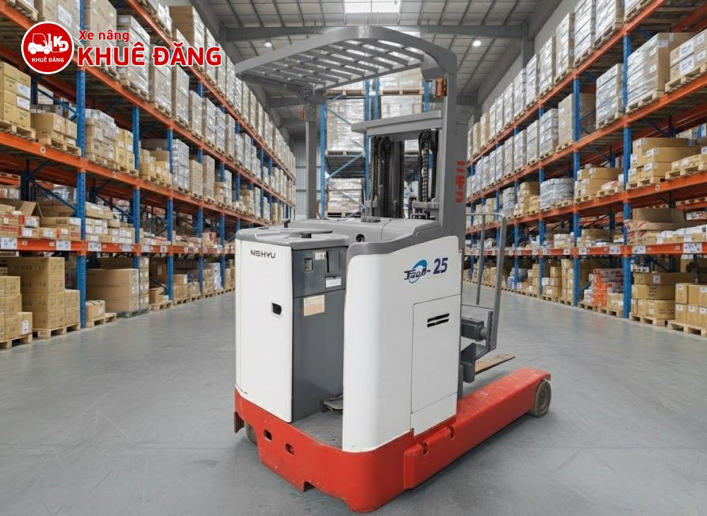 Xe nâng điện đứng lái 2.5 tấn Nhật Bản