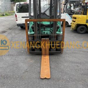 xe nâng xăng 1500kg mitsubishi fg15t (2)