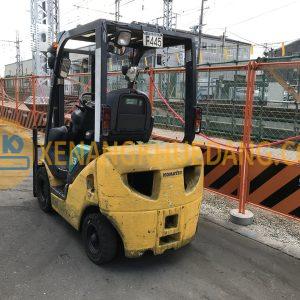 KOMATSU-FD15T-18-Hệ thống đánh lái thủy lực nhỏ gọn: Điều khiển chính xác và nhẹ nhàng.1