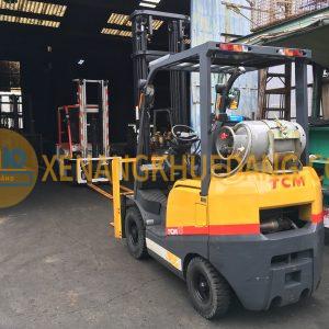 TCM-FHGE15T4-Với trọng lượng chỉ 2.750 kg, xe nâng dễ dàng di chuyển trong các không gian hạn chế, đặc biệt là trong nhà kho hoặc container