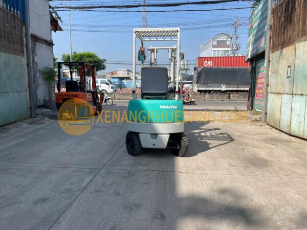 Xe nâng điện mini 700kg KOMATSU fb07-3 (1)