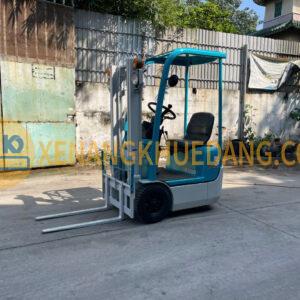 Xe nâng điện 500kg TOYOTA (1)