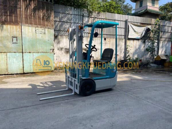 Xe nâng điện 500kg TOYOTA (1)