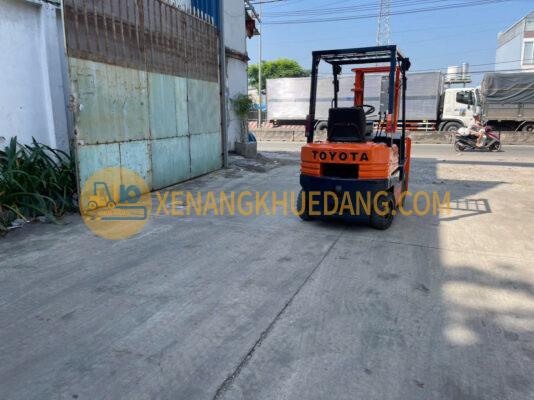 Xe nâng xăng 1500kg TOYOTA 5FG15 (2)